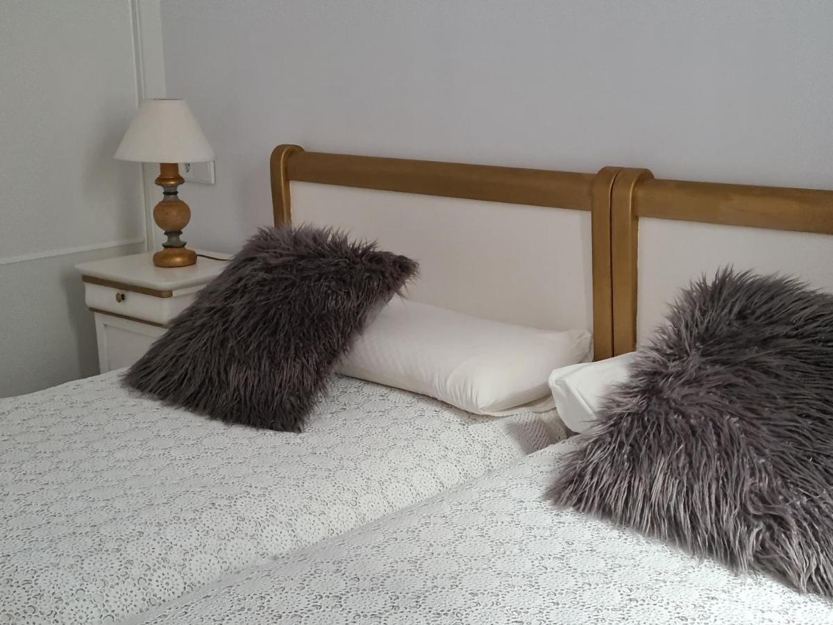 Apartemen 82 m² dengan 2 kamar tidur dan 2 kamar mandi pribadi di Centro Gijon Bagian luar foto