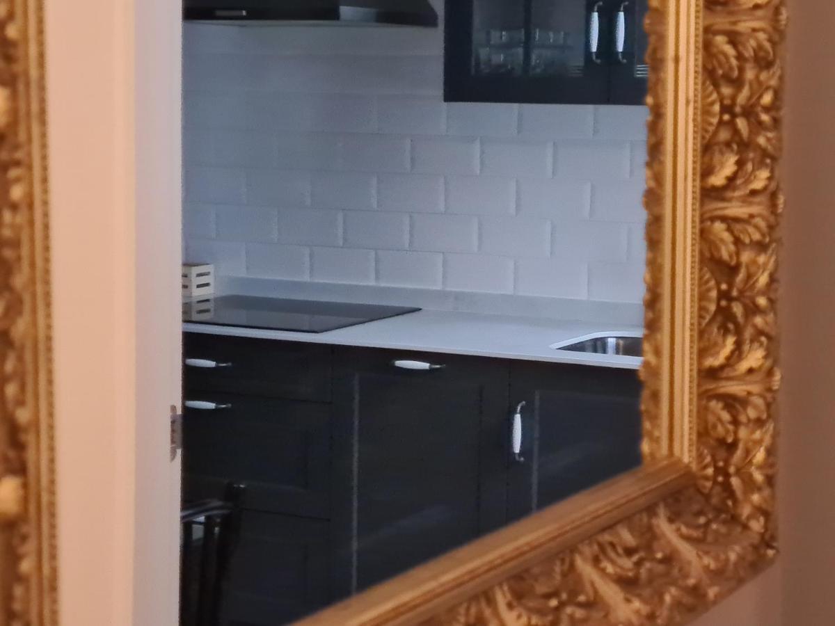Apartemen 82 m² dengan 2 kamar tidur dan 2 kamar mandi pribadi di Centro Gijon Bagian luar foto